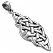Large Oval Trinity Knot Silver Pendant, pn589